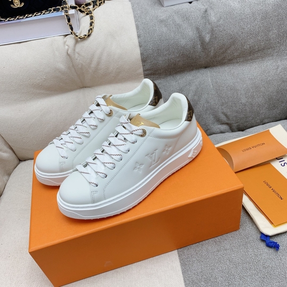 👑👑Louis Vuitton Nice sneakers 👟👟 - Picture 4 of 9